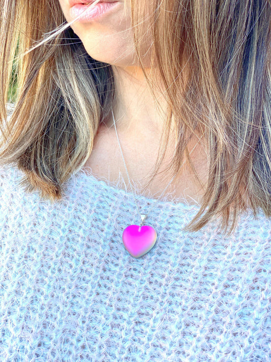 Select the Right Necklace for Different Necklines