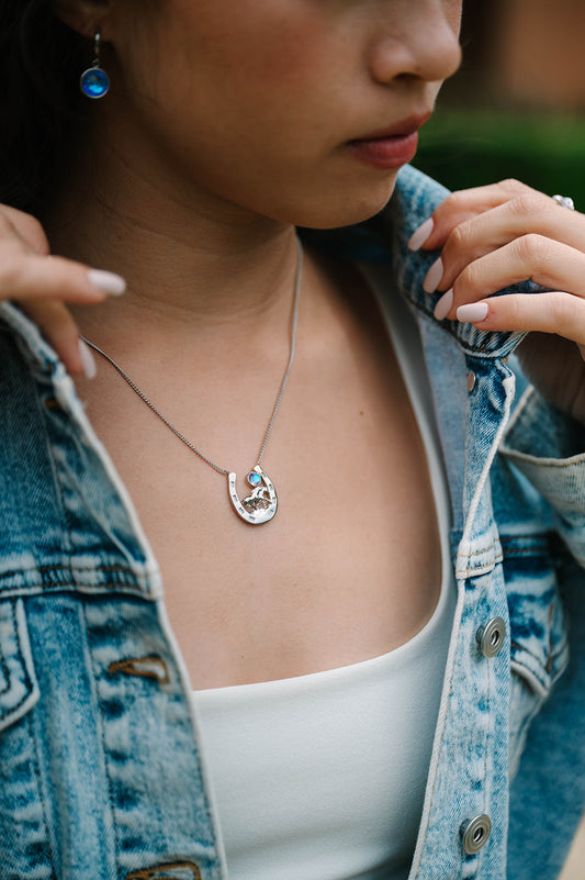 ACJ - Horseshoe Necklace