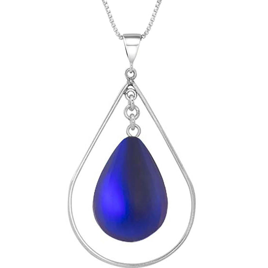 Drop with Loop Pendant is a classic design that elegantly radiates with frosted violet pendant. It comes with an 18" .7mm sterling silver box chain, ensuring a complete and polished look.