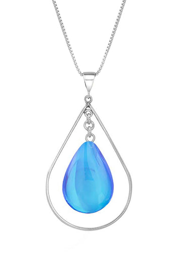 Drop with Loop Pendant is a classic design that elegantly radiates with polished blue pendant. It comes with an 18" .7mm sterling silver box chain, ensuring a complete and polished look.