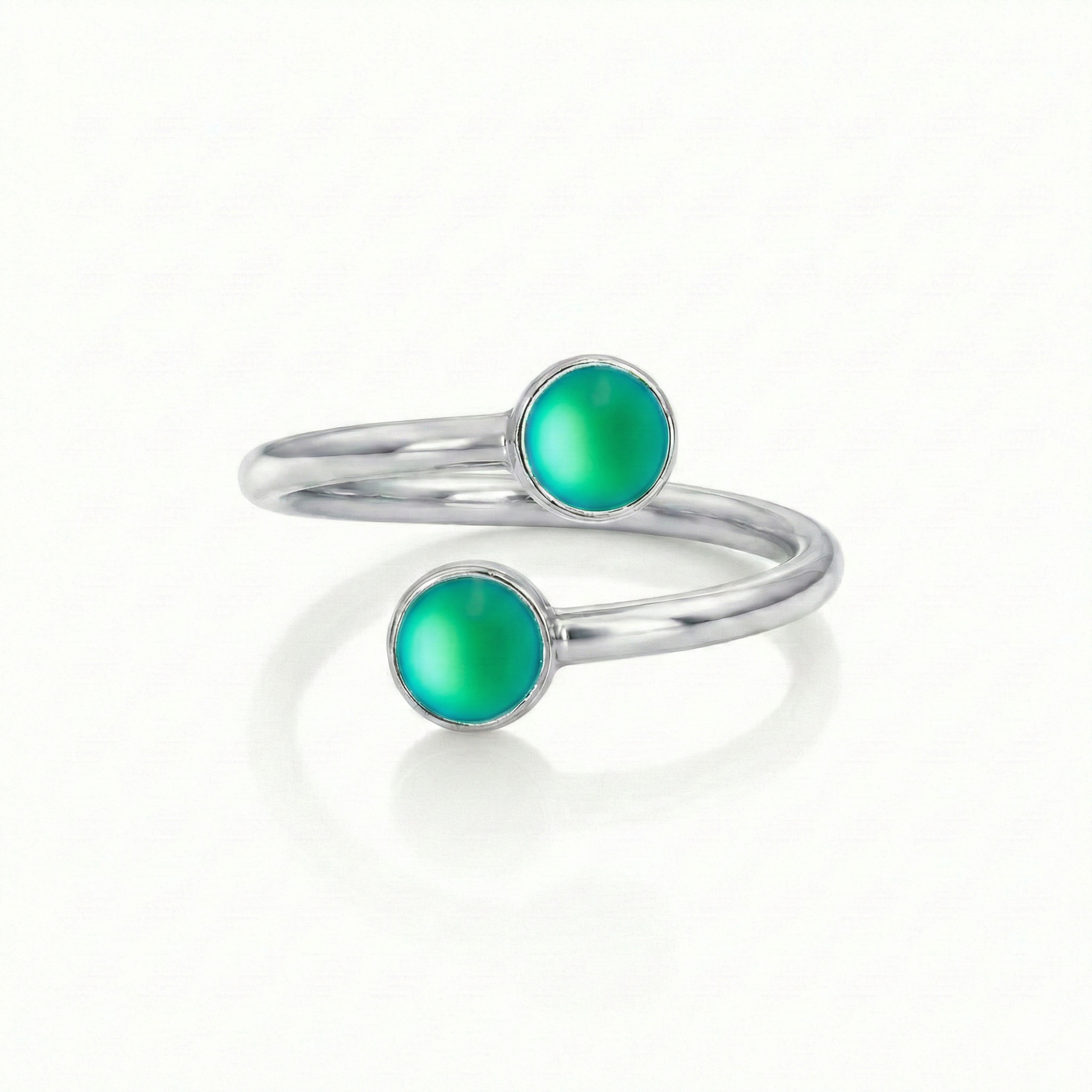 Small Double Ring features two exquisite 5mm frosted green circle crystals that add a touch of sparkle and elegance.