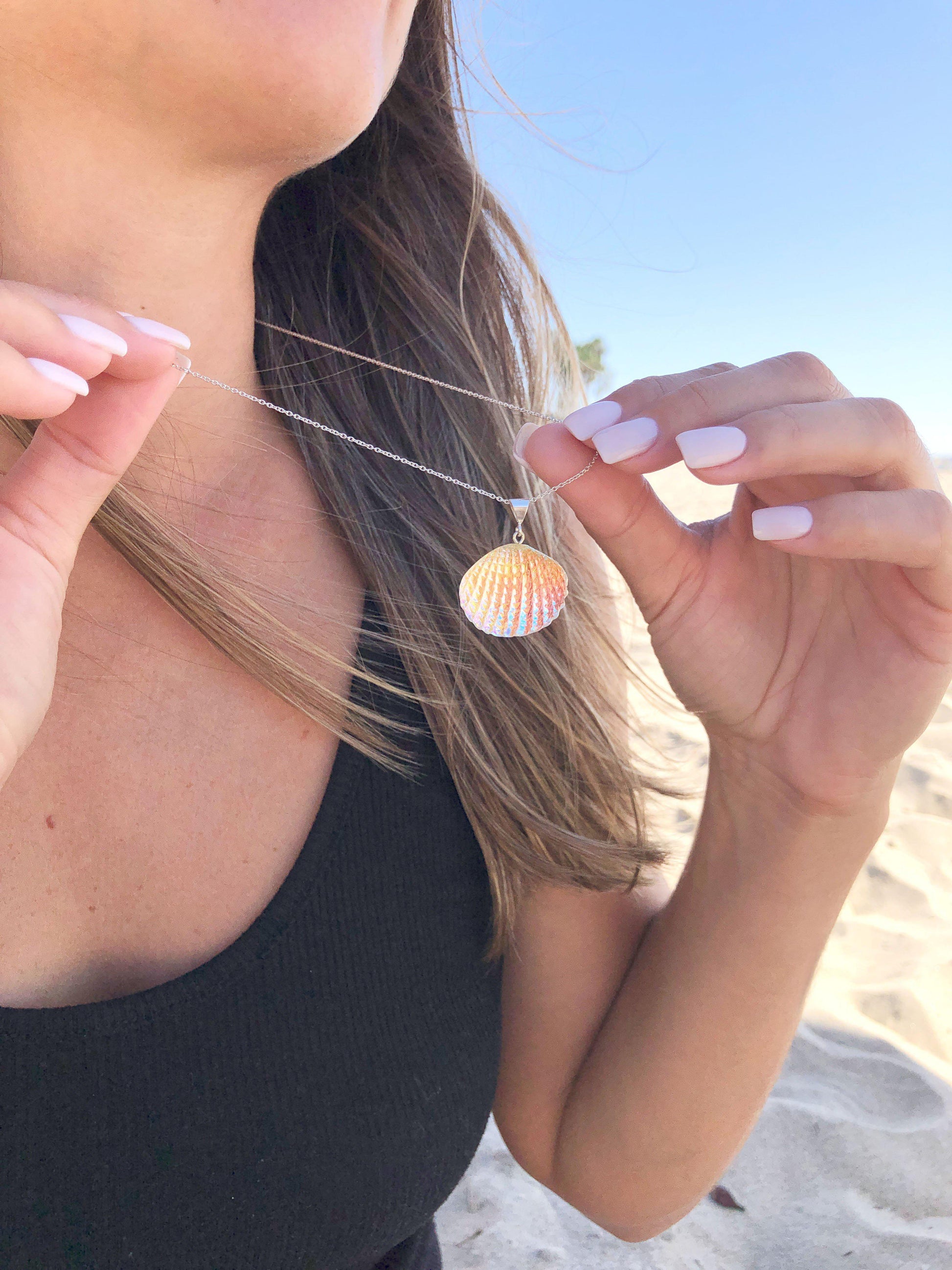 Sterling Silver-Scallop Pendant-Necklace Charm-Leightworks